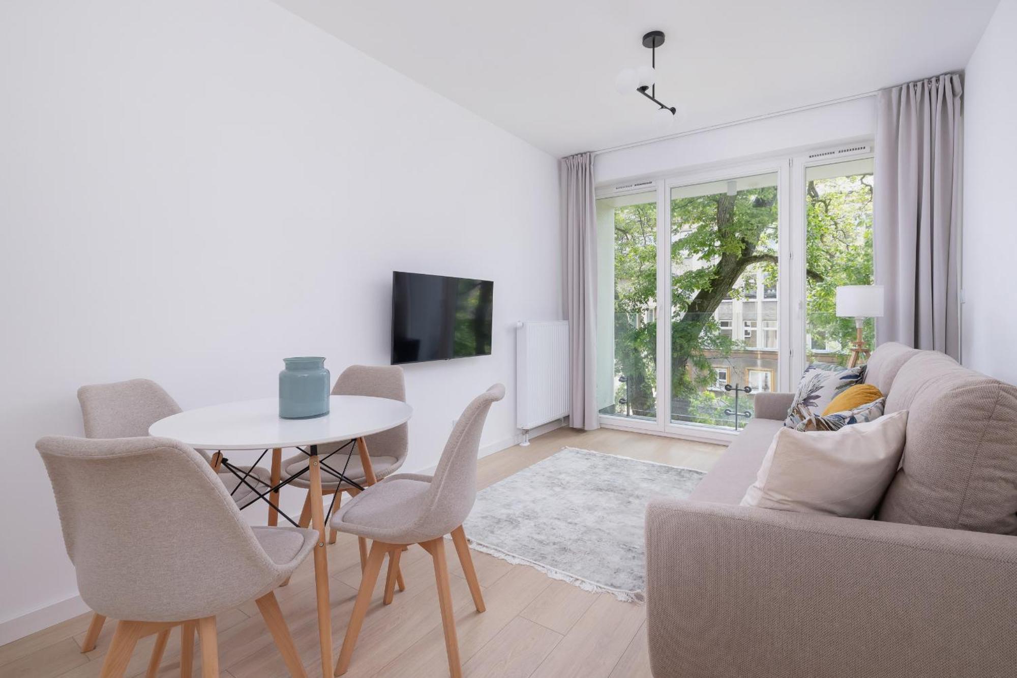 Leilighet Krowoderska With Balcony Near Center By Rent Like *